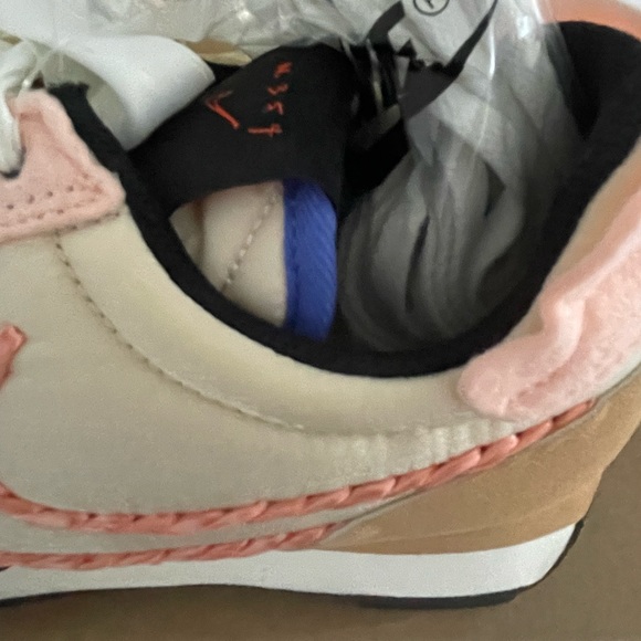 Nike N. 354 Daybreak-Type Apricot Agate Sneaker W 7.5 - Picture 6 of 15